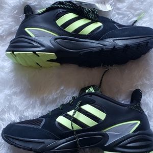 Mens Adidas 90s Valasion